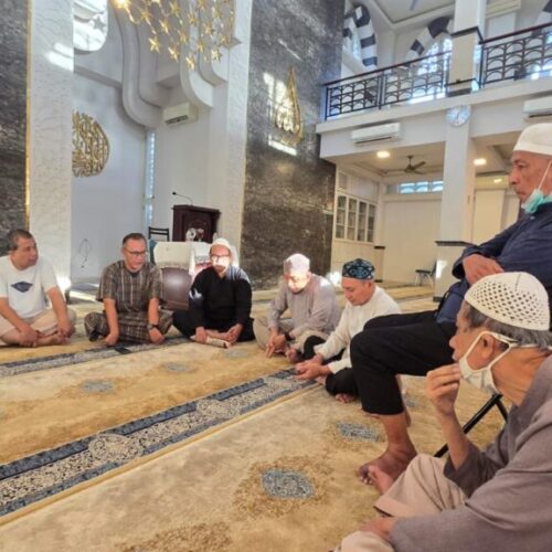 Galeri Masjid Raya Pulo Asem (15) Galeri Masjid Raya Pulo Asem (15)